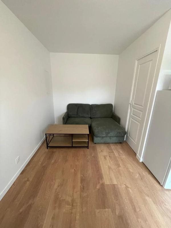 Appartement à louer, 28m², Osny