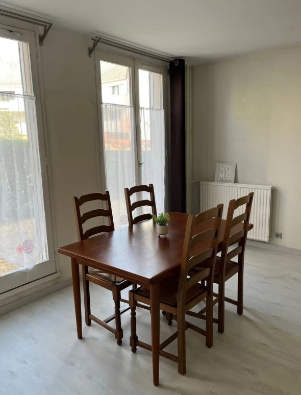 Appartement à louer, 54m², Evry