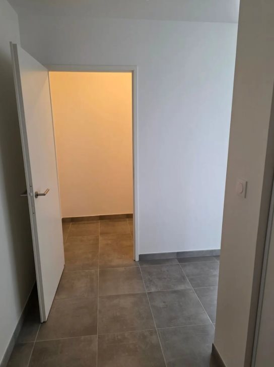 Appartement à louer, 77m², Melun