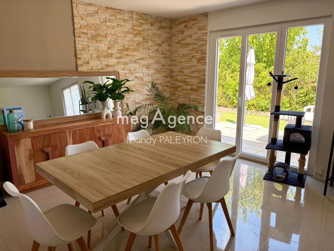 Maison à vendre, 111m², Saint-Romain-de-Jalionas