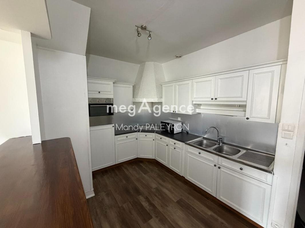Appartement à louer, 58m², Lagnieu