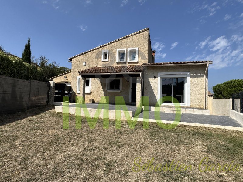 Maison à vendre, 3m², Comps