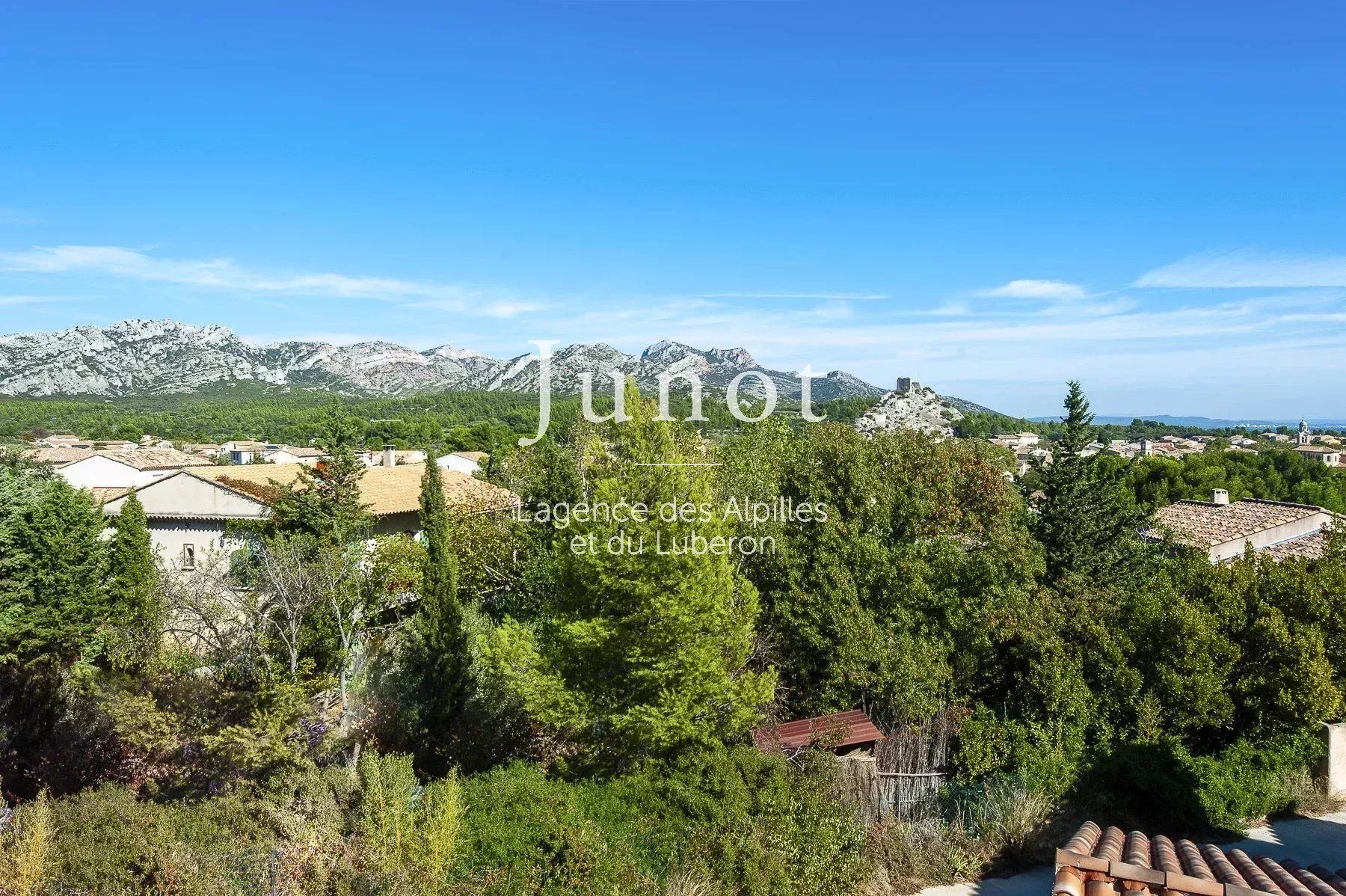 Maison à vendre, 260m², Aureille