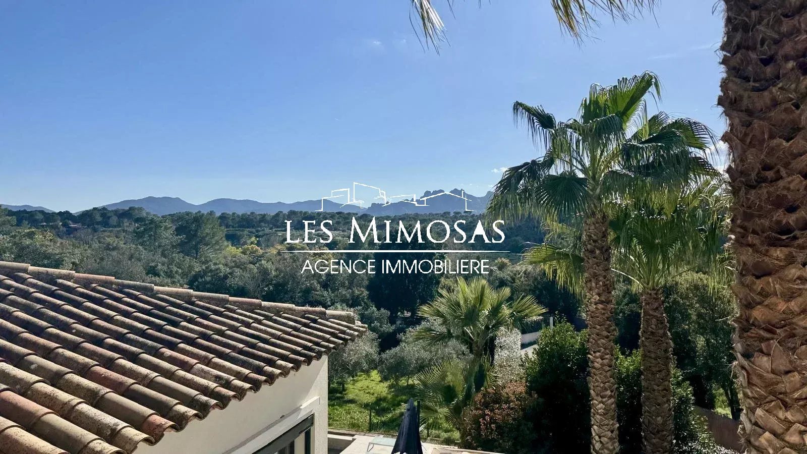 Maison à vendre, 400m², Roquebrune-sur-Argens