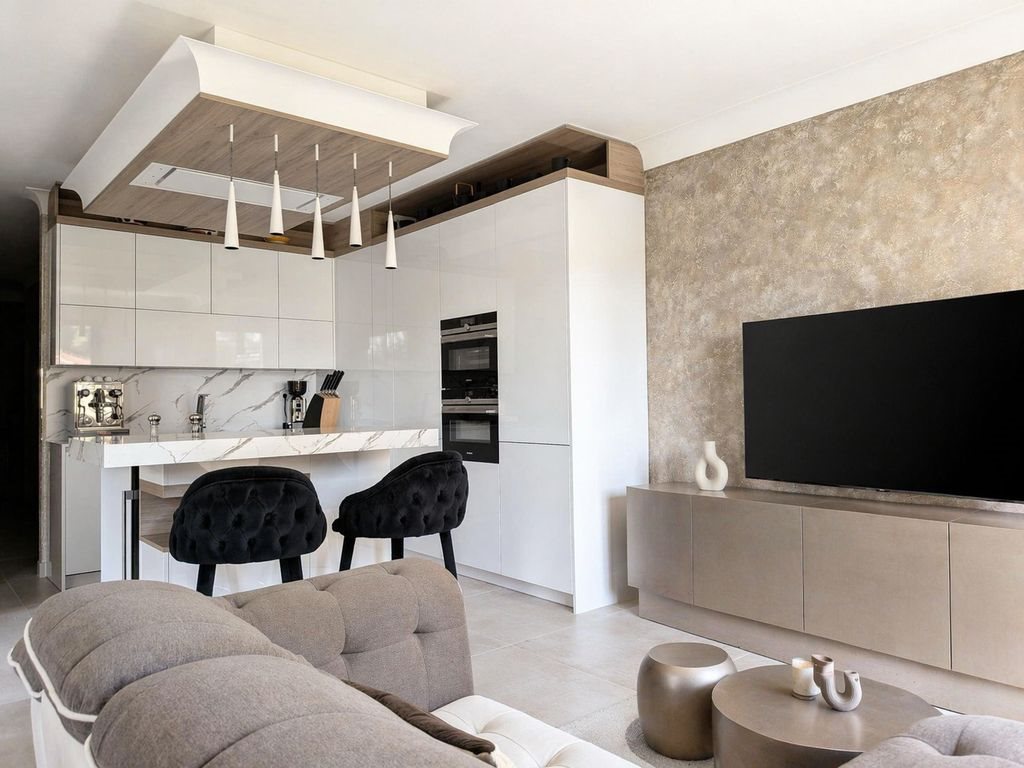 Appartement à vendre, 83m², Écully