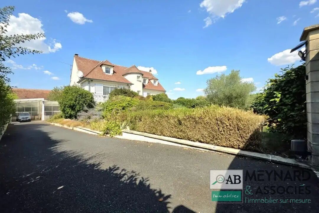 Maison à vendre, 273m², Pézarches