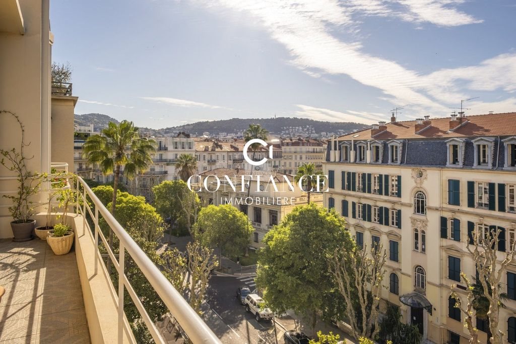 Appartement à louer, 102m², Nice