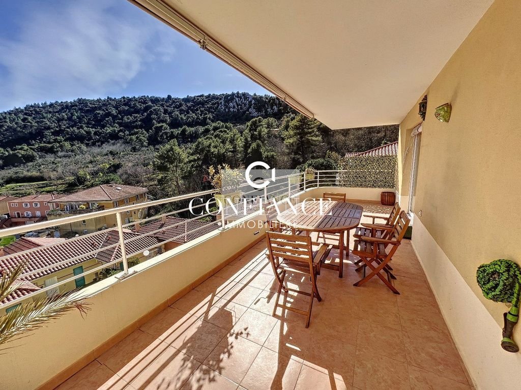 Appartement à louer, 85m², Èze