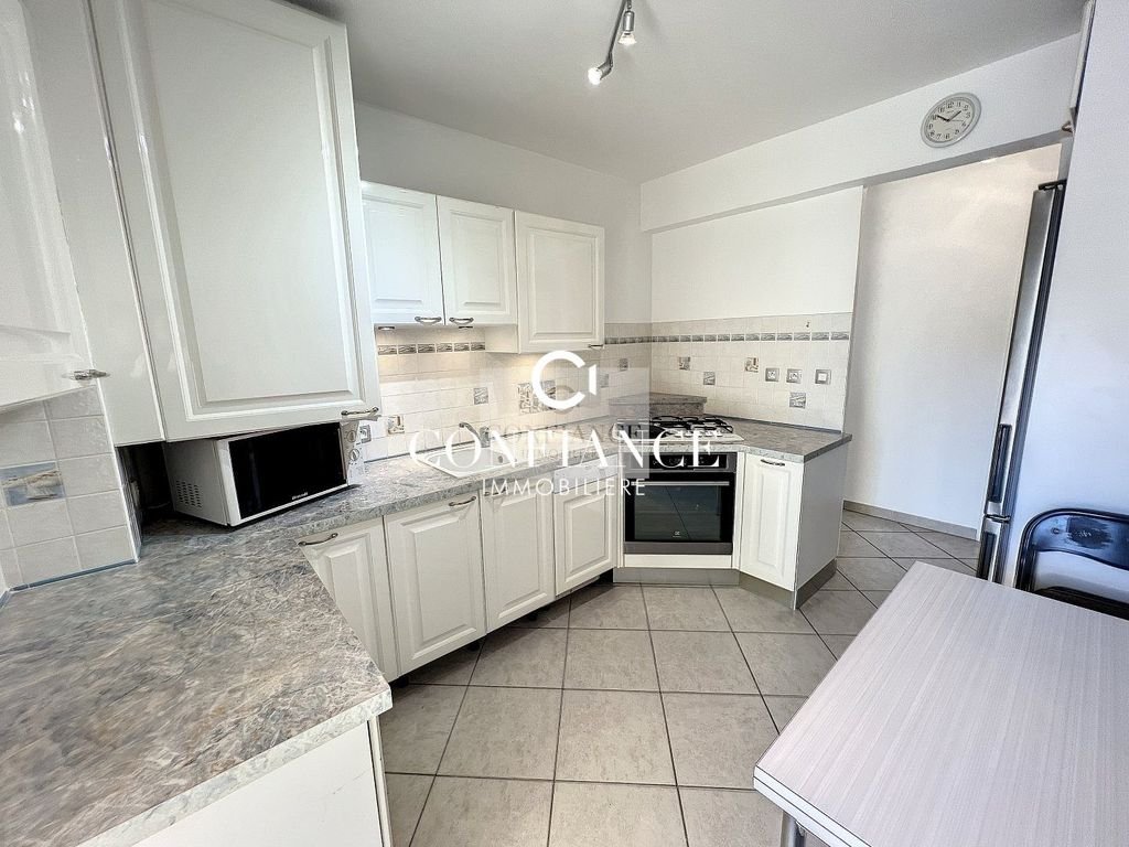 Appartement à louer, 85m², Èze