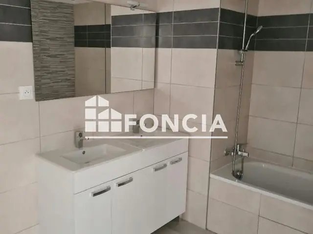 Appartement à louer, 67m², Fonbeauzard