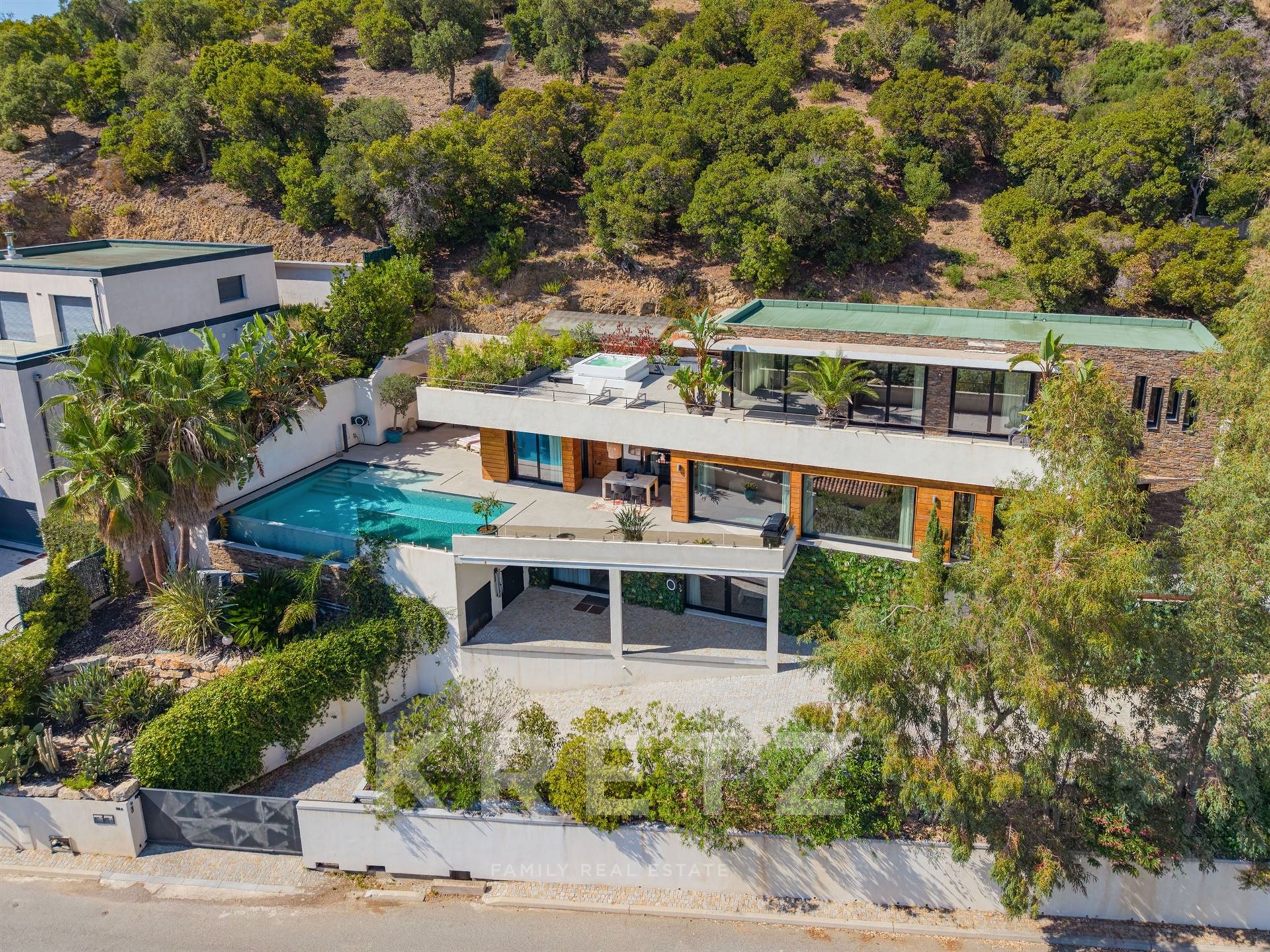 Maison à vendre, 325m², Roquebrune-sur-Argens