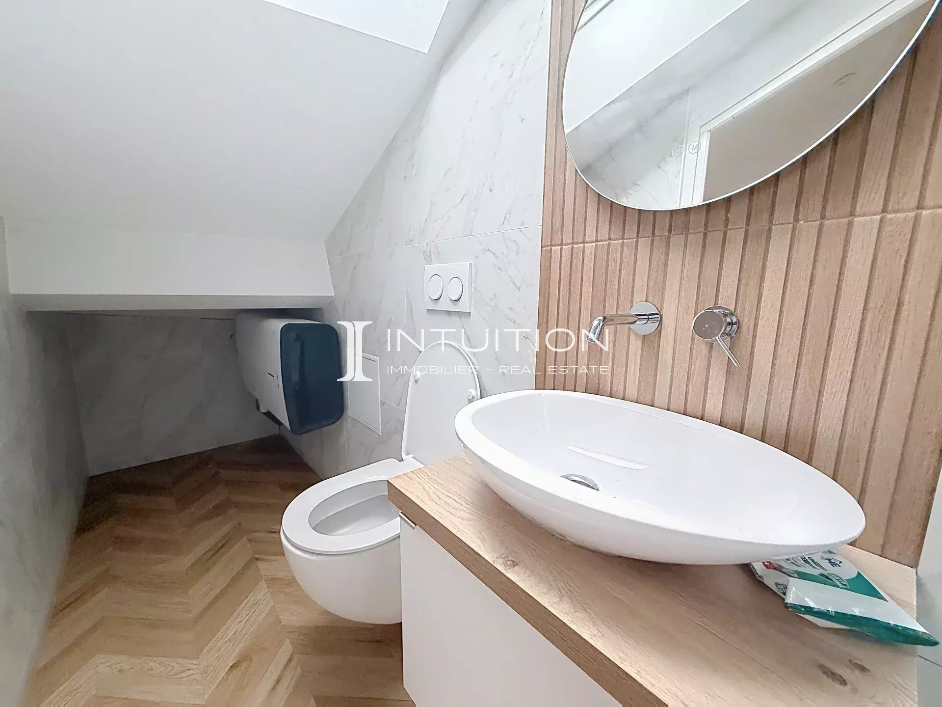 Appartement à louer, 11m², Vallauris