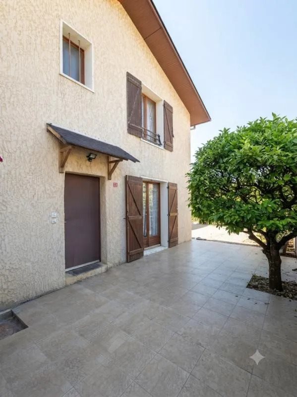 Maison à vendre, 122m², Rumilly