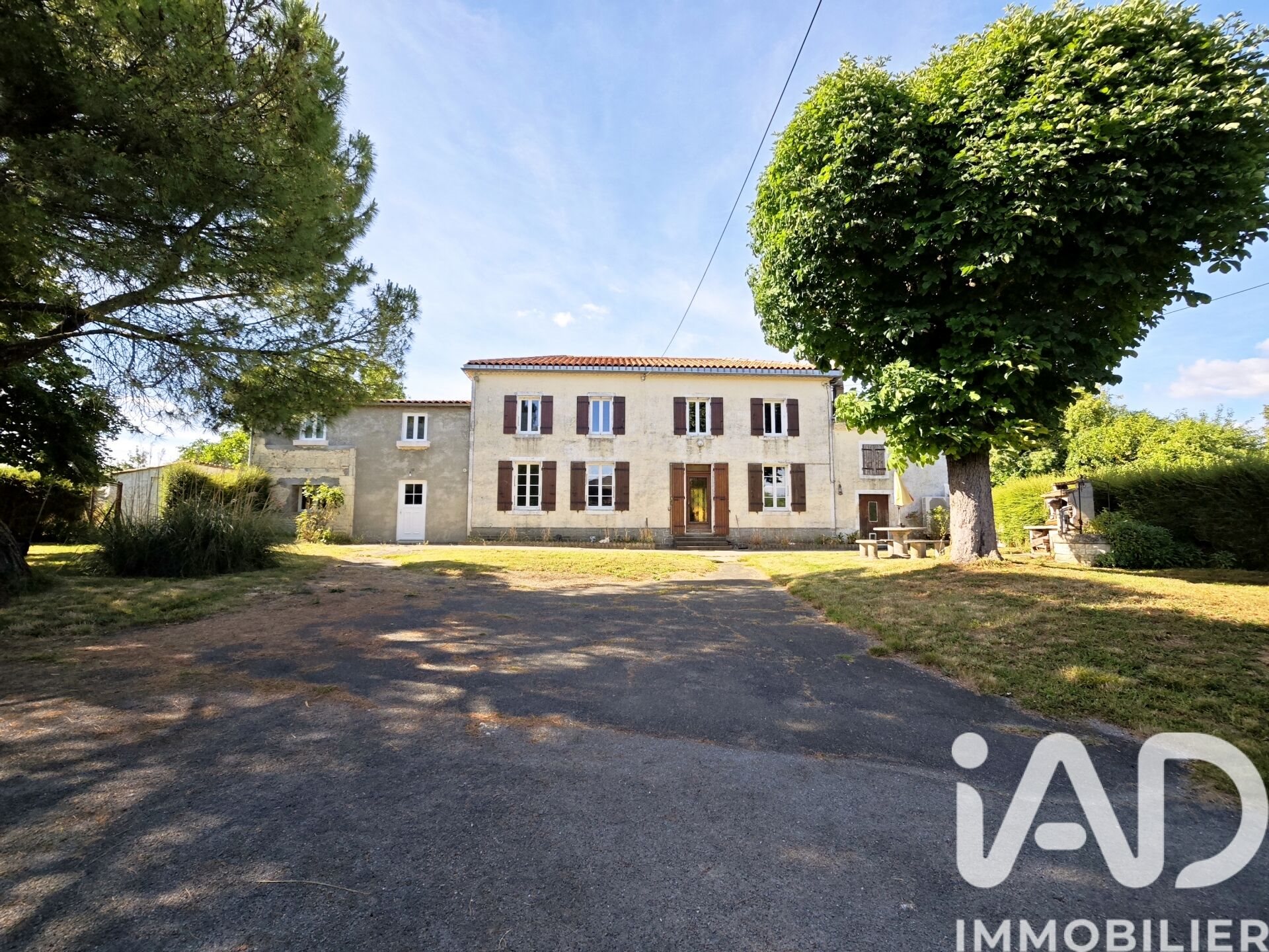 Maison à vendre, 225m², Saint-Pierre-de-Juillers
