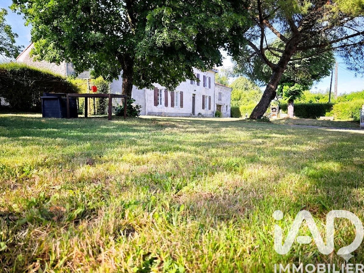 Maison à vendre, 225m², Saint-Pierre-de-Juillers