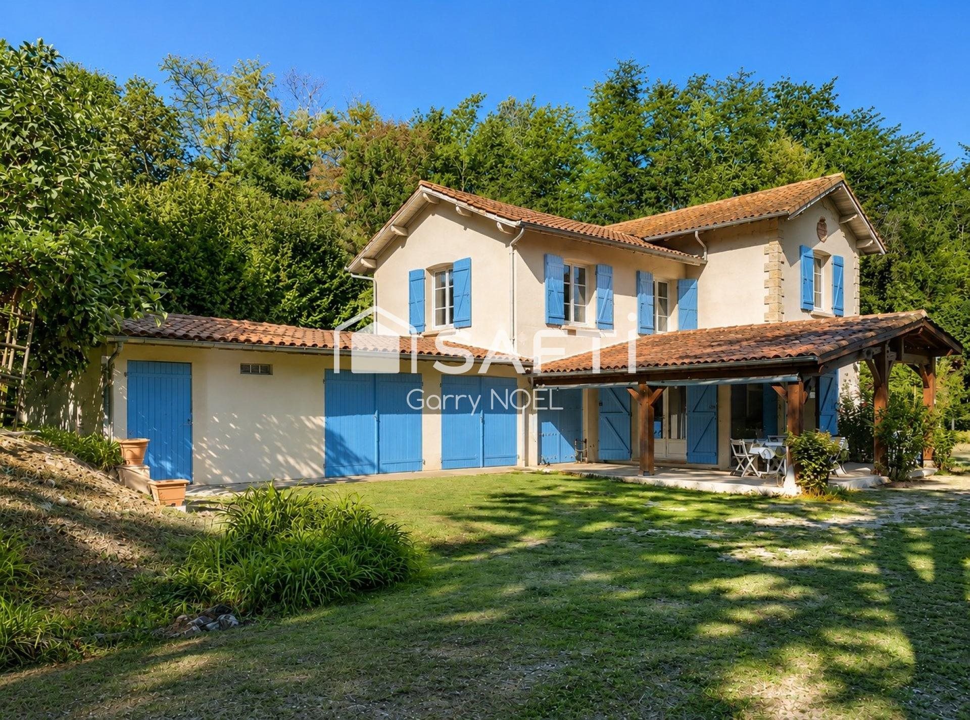 Maison à vendre, 120m², Saint-Pé-Saint-Simon