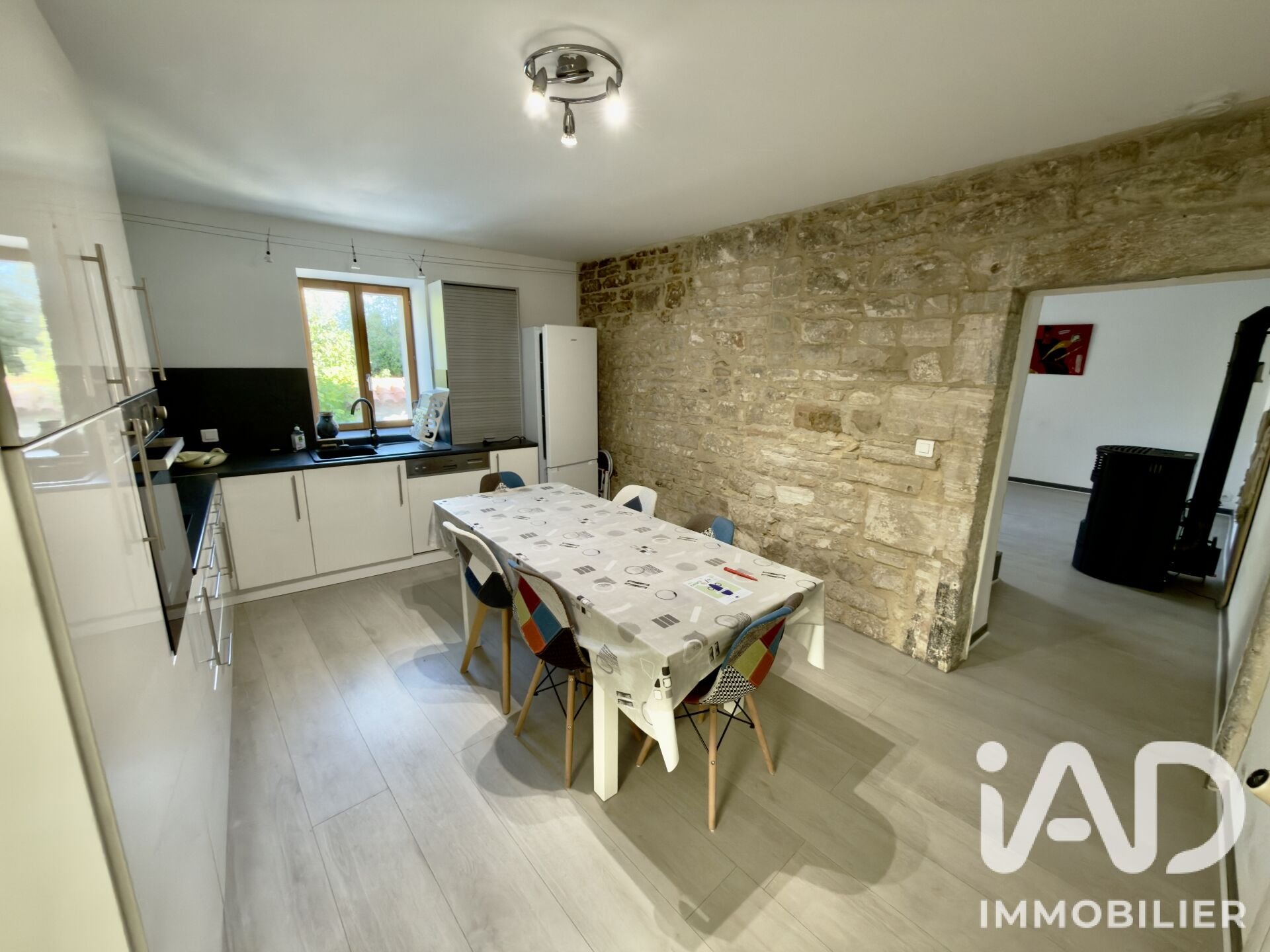 Maison à vendre, 66m², Barjac