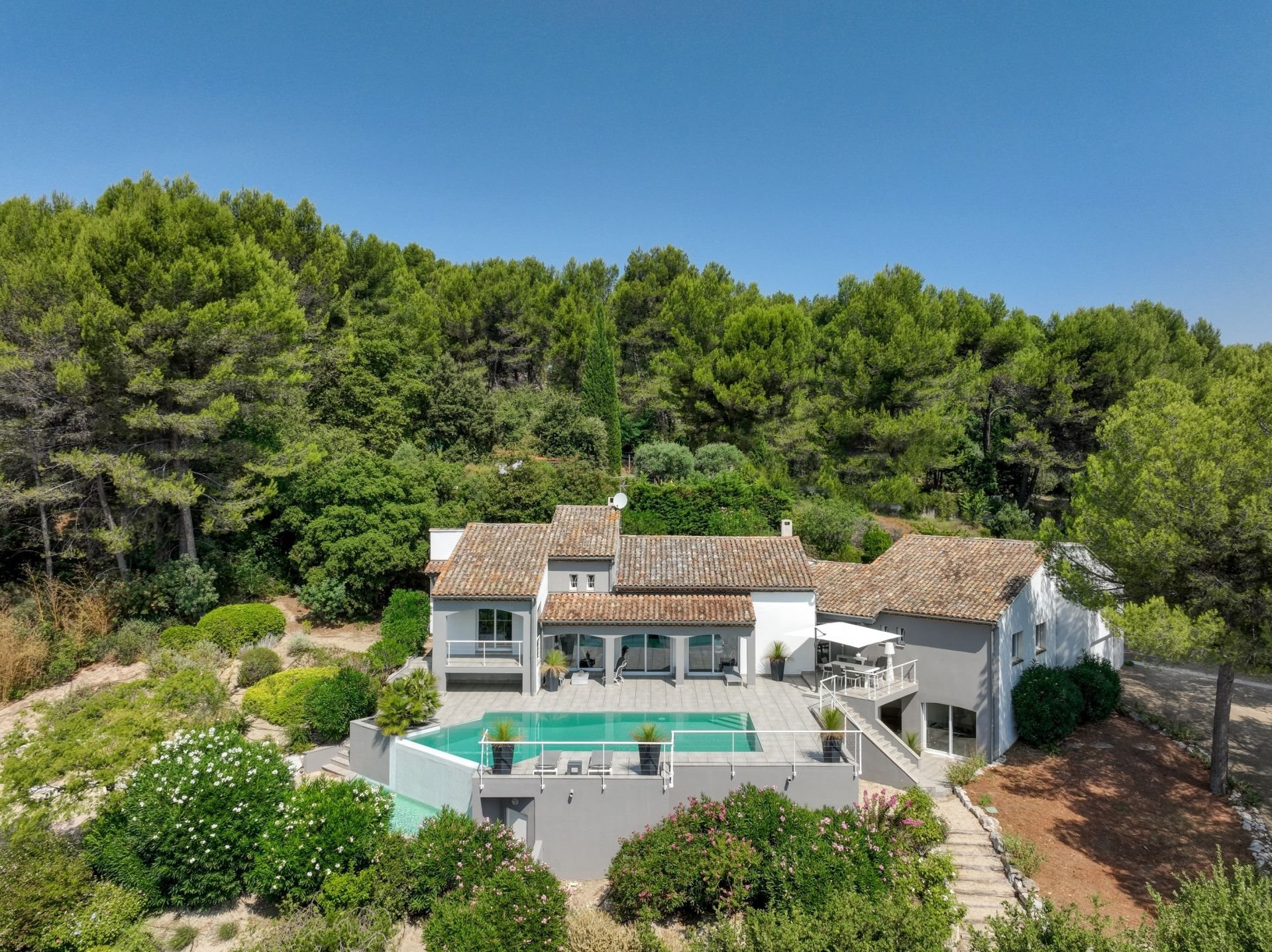 Maison à vendre, 330m², Noves