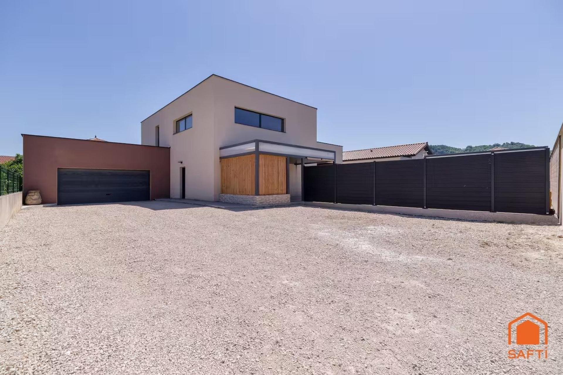 Maison à vendre, 222m², Beauvoir-de-Marc