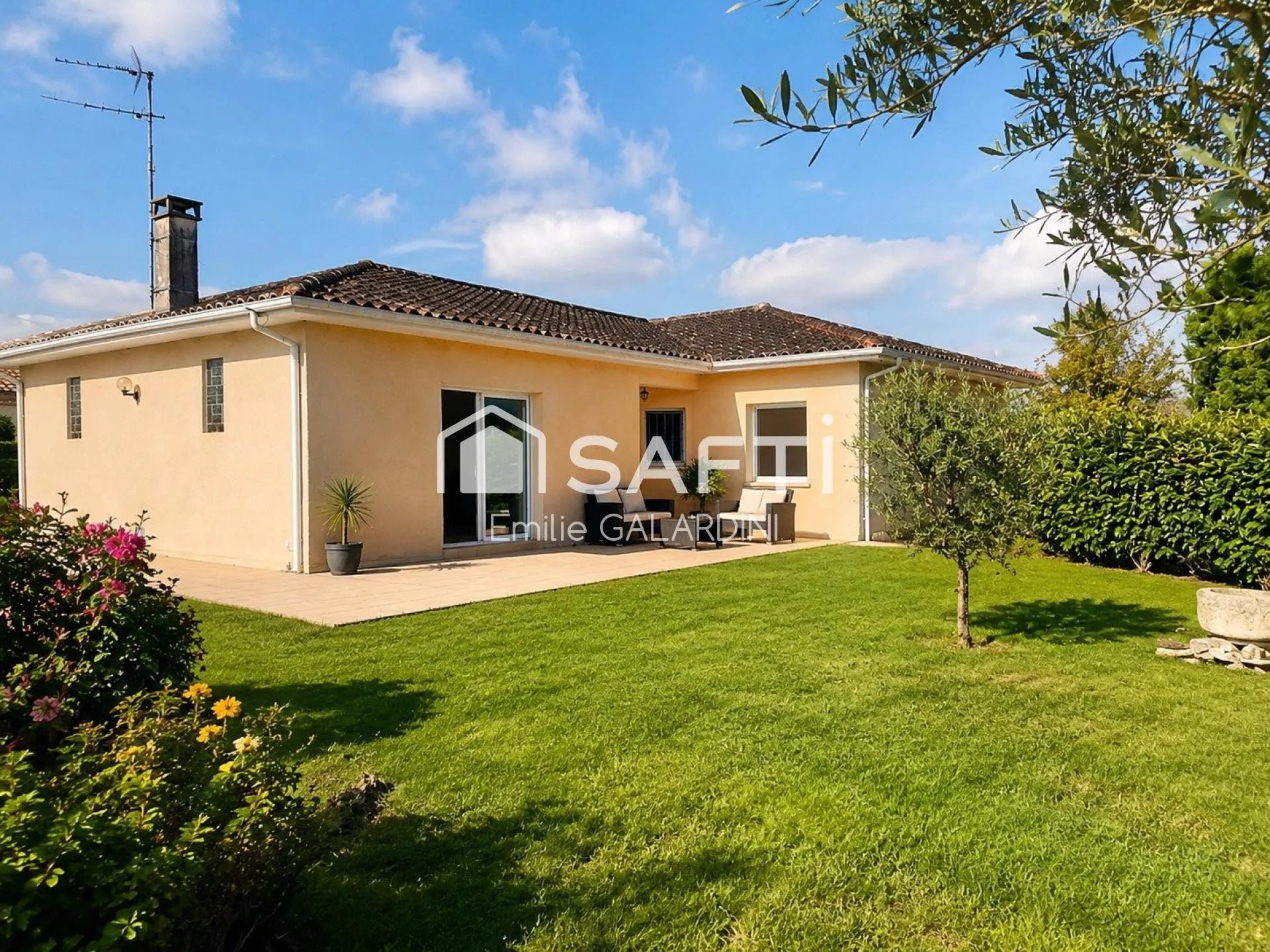 Maison à vendre, 121m², Izon