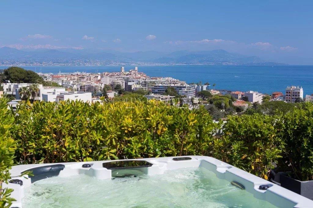 Appartement à vendre, 142m², Juan-les-Pins