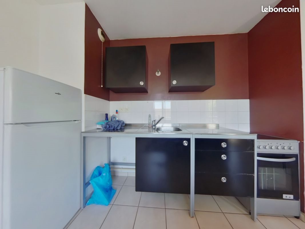 Appartement à louer, 43m², Décines-Charpieu