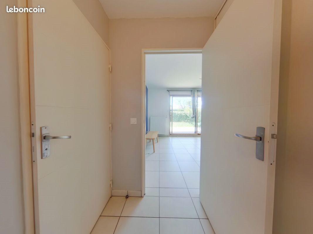 Appartement à louer, 46m², Meyzieu