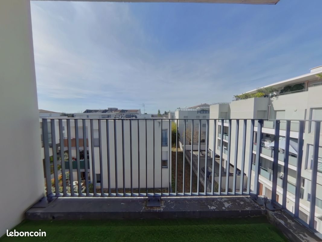 Appartement à louer, 57m², Meyzieu
