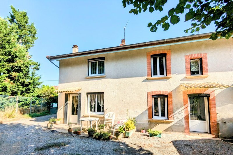 Maison à vendre, 3m², Nervieux