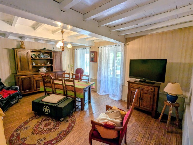 Maison à vendre, 3m², Nervieux