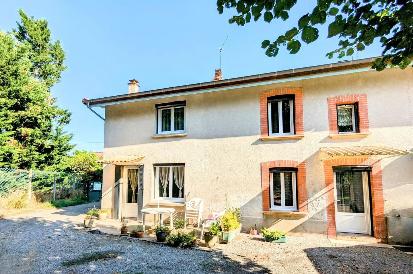 Maison à vendre, 117m², Nervieux