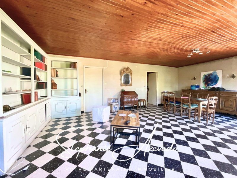 Maison à vendre, 3m², Nîmes