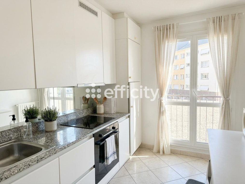 Appartement à vendre, 65m², Saint-Cyr-l'Ecole