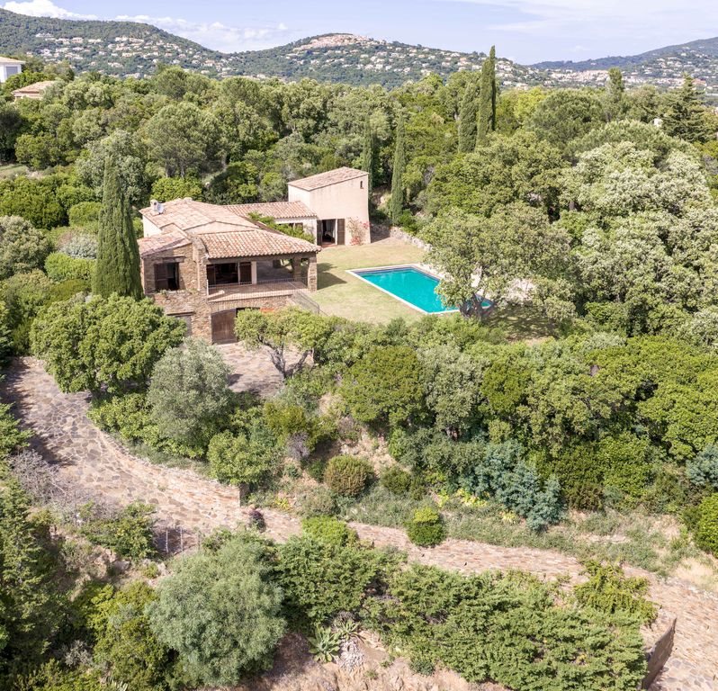Maison à vendre, 150m², Cavalaire-sur-Mer