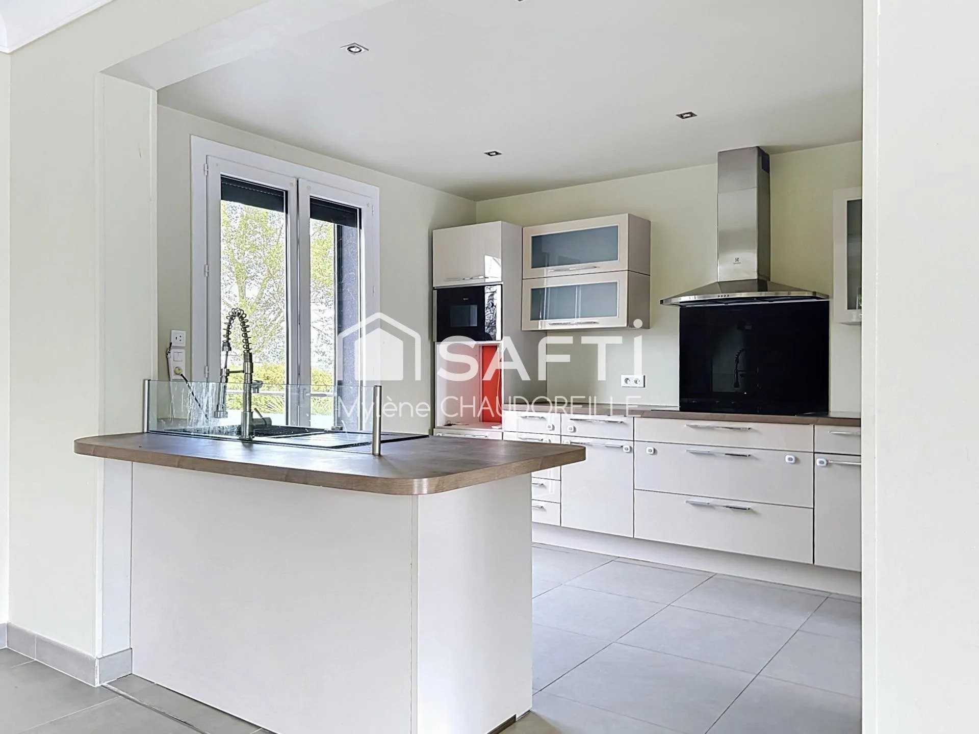 Maison à vendre, 317m², Aureville