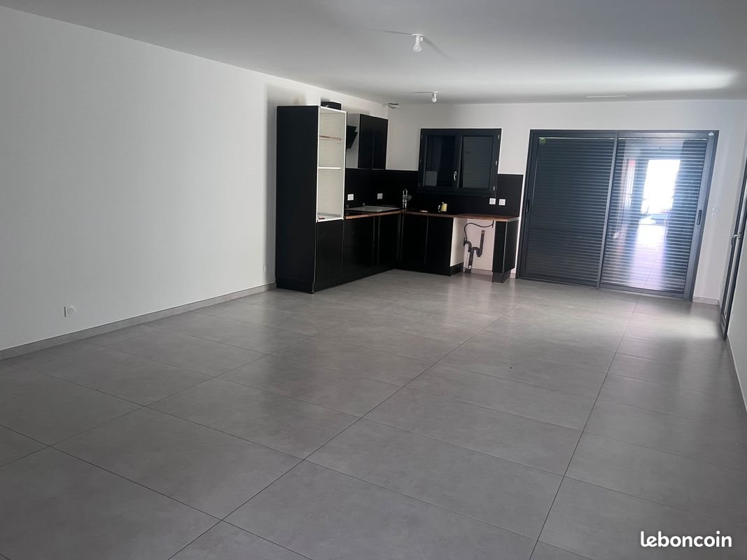 Maison à louer, 90m², Thuir