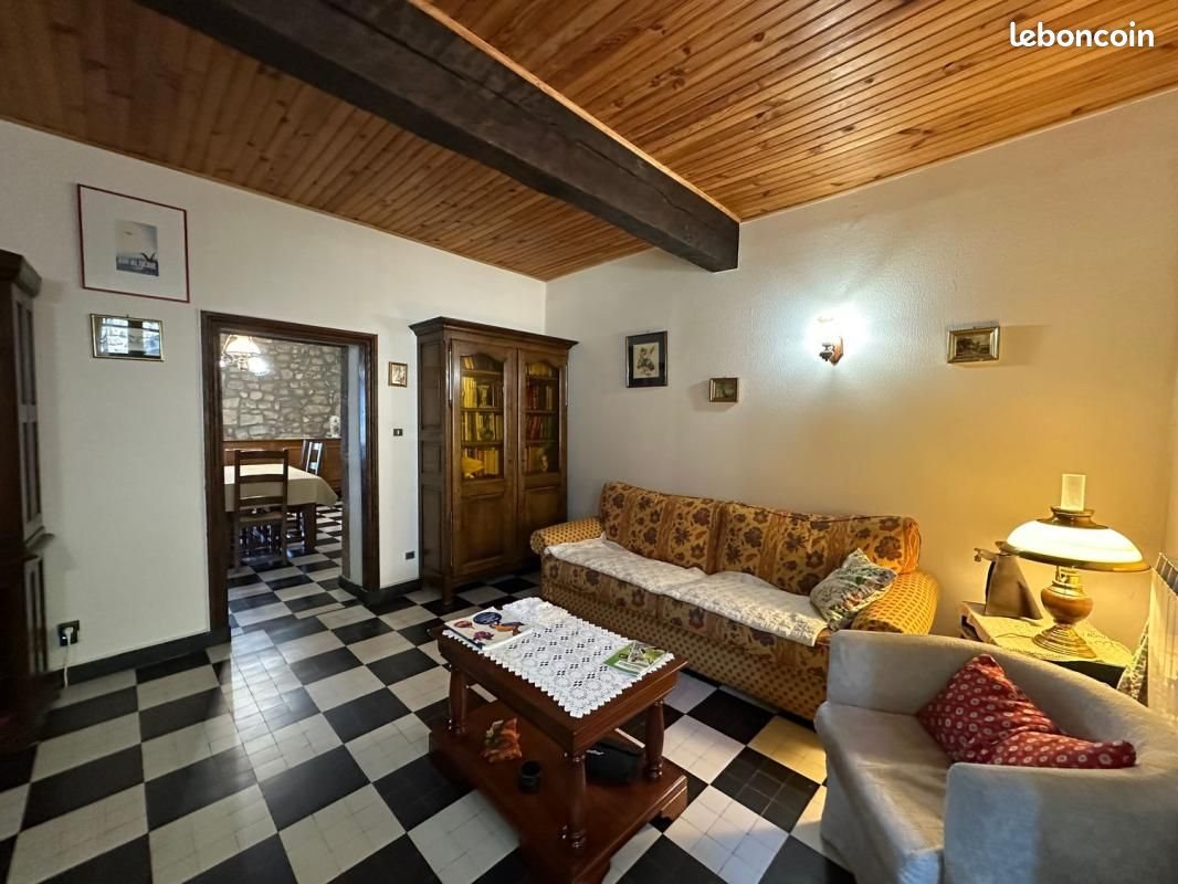 Maison à vendre, 235m², Saint-Andéol-de-Vals