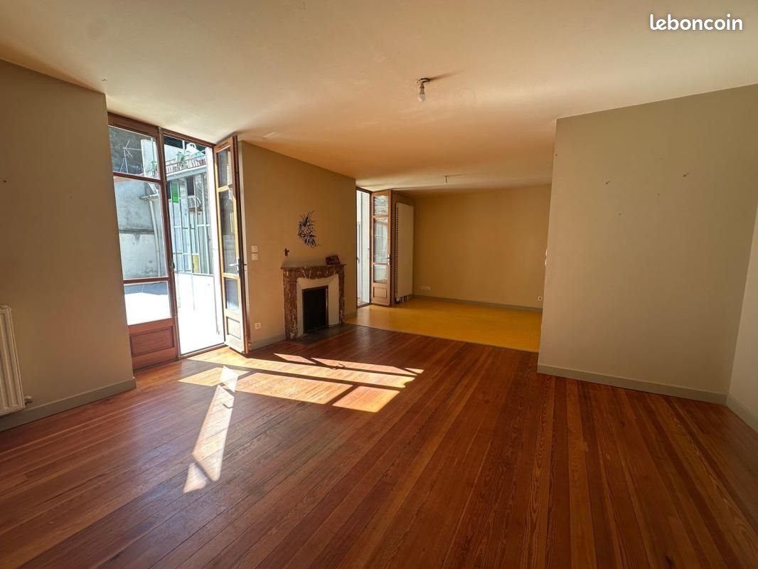 Appartement à vendre, 165m², Vals-les-Bains