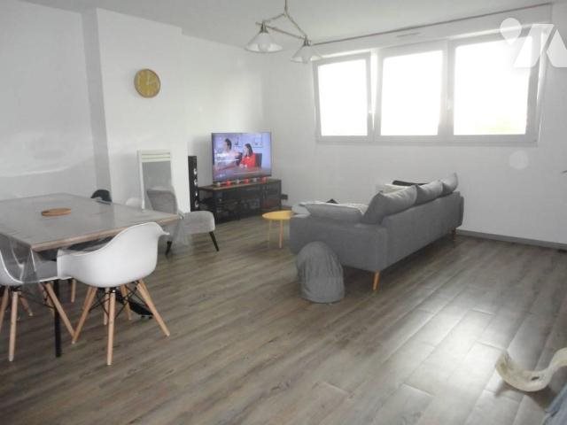 Appartement à louer, 74m², Bailleul
