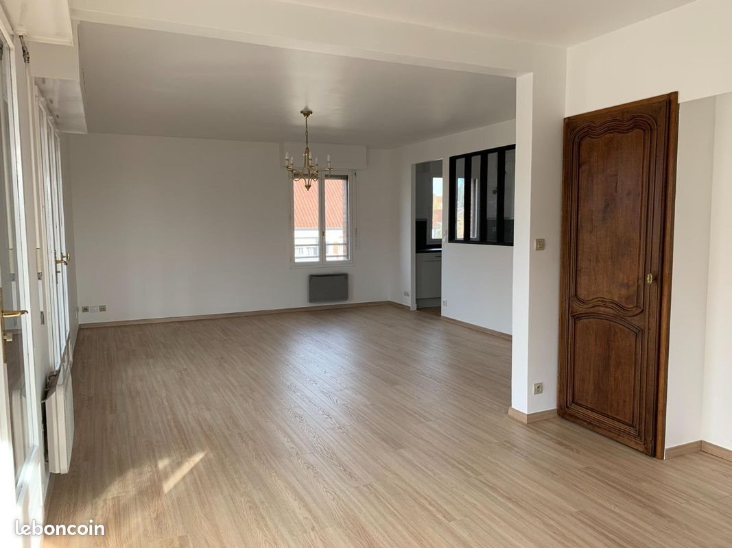 Appartement à louer, 70m², Bailleul