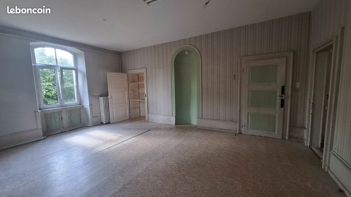Maison à vendre, 180m², Etouvans