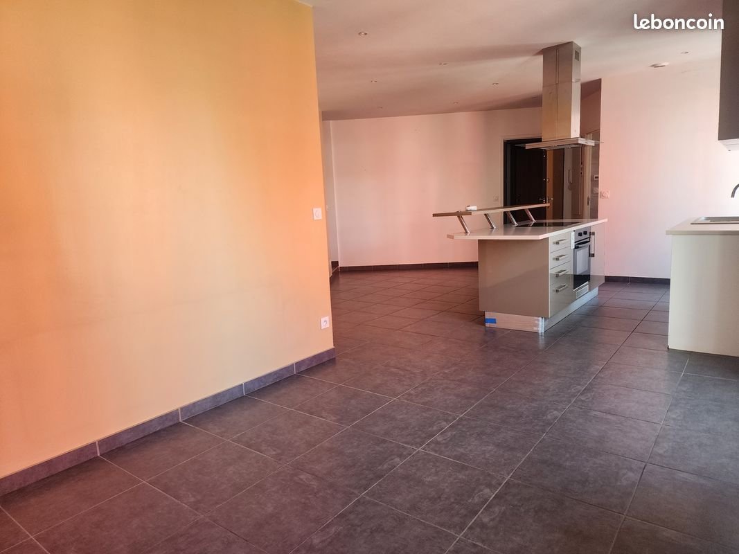 Appartement à vendre, 78m², Saint-Étienne