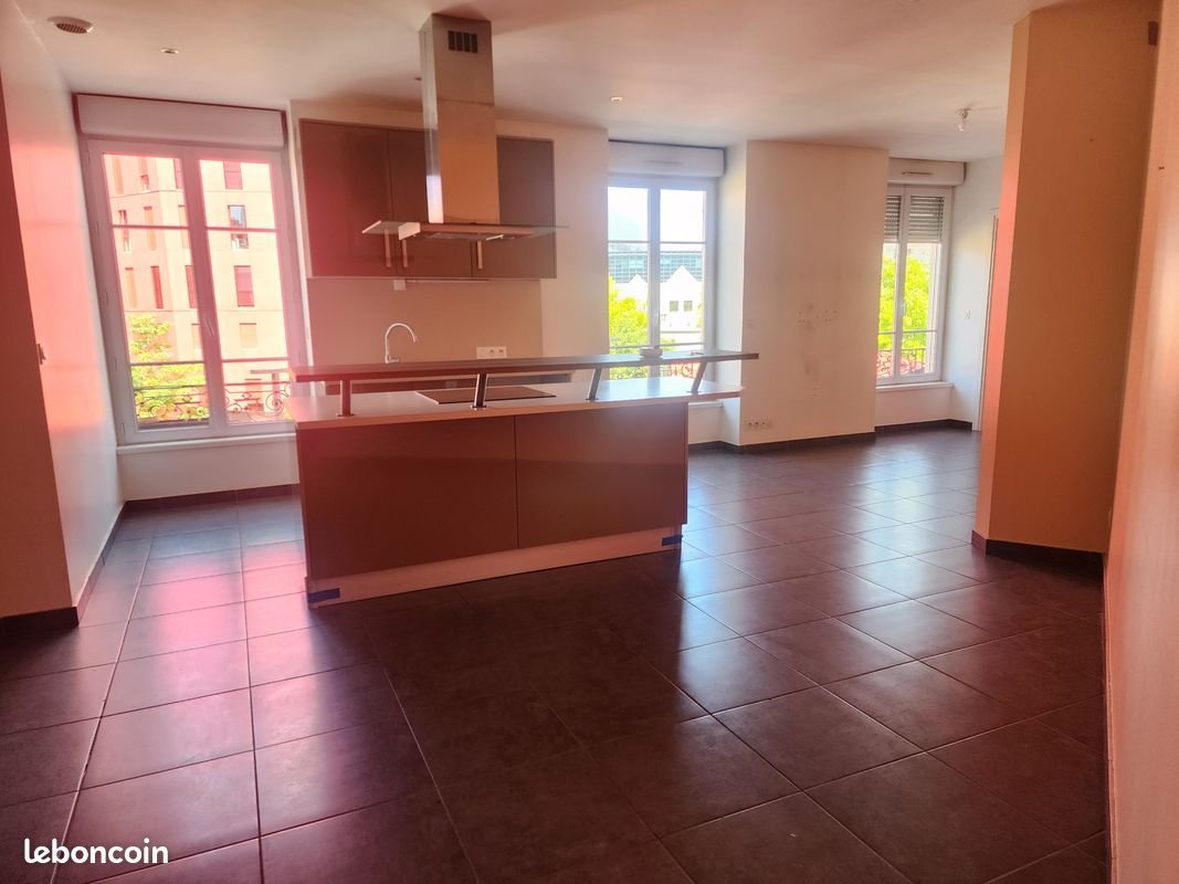 Appartement à vendre, 78m², Saint-Étienne