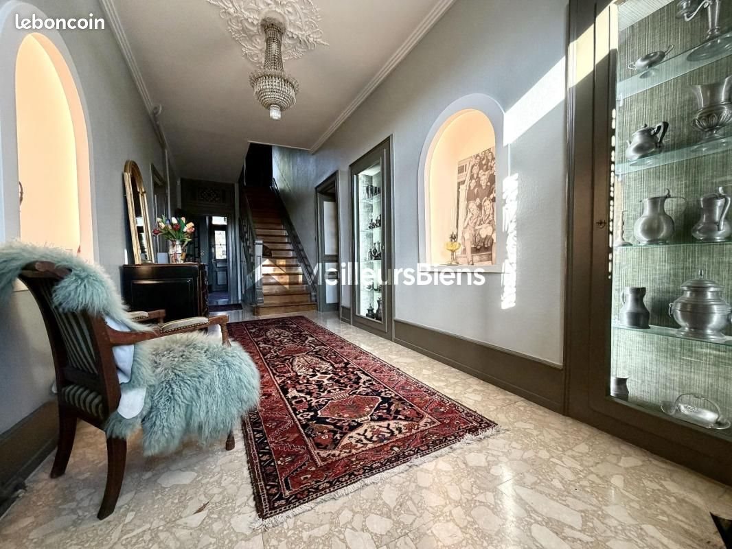 Maison à vendre, 375m², Montreux-Château