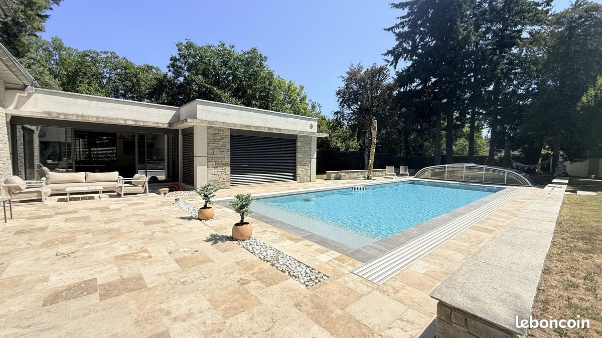 Maison à vendre, 300m², Nivolas-Vermelle
