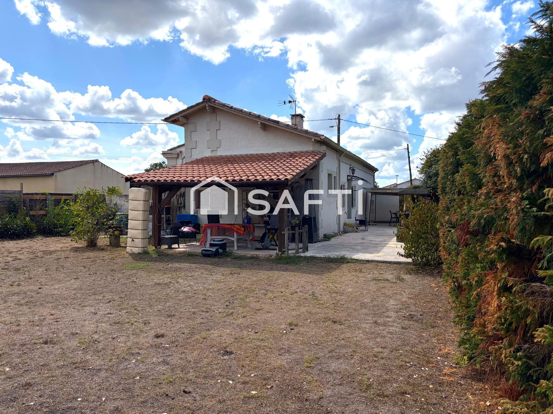 Maison à vendre, 100m², Soussans