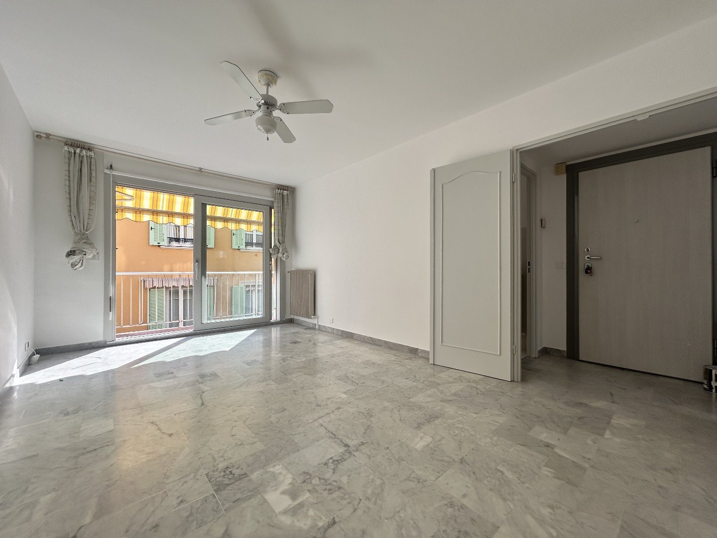 Appartement à louer, 39m², Menton