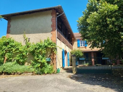 Maison 9 pièces 397 m² · à Mirande · 397 m² · 387 000 €