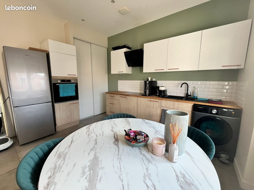 Appartement à louer, 71m², Décines-Charpieu