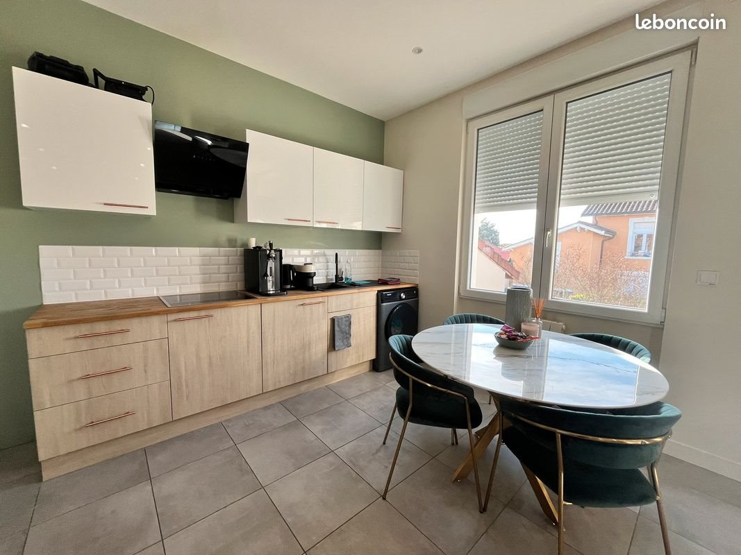Appartement à louer, 71m², Décines-Charpieu